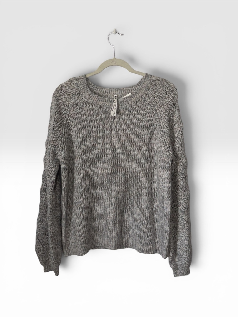 Leo & Nicole NWT Cozy Fall Chunky Gray Crewneck Cable Sleeve Sweater Size PL